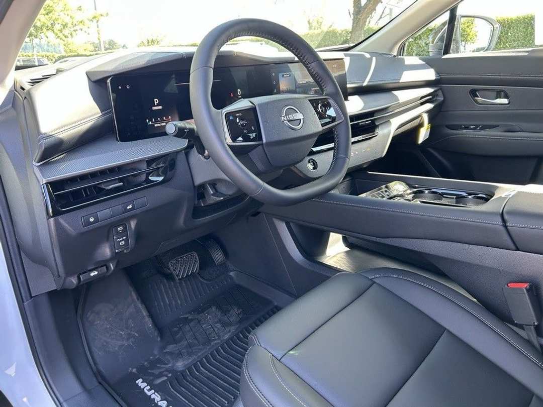 2025 Nissan Murano SV - Photo 10