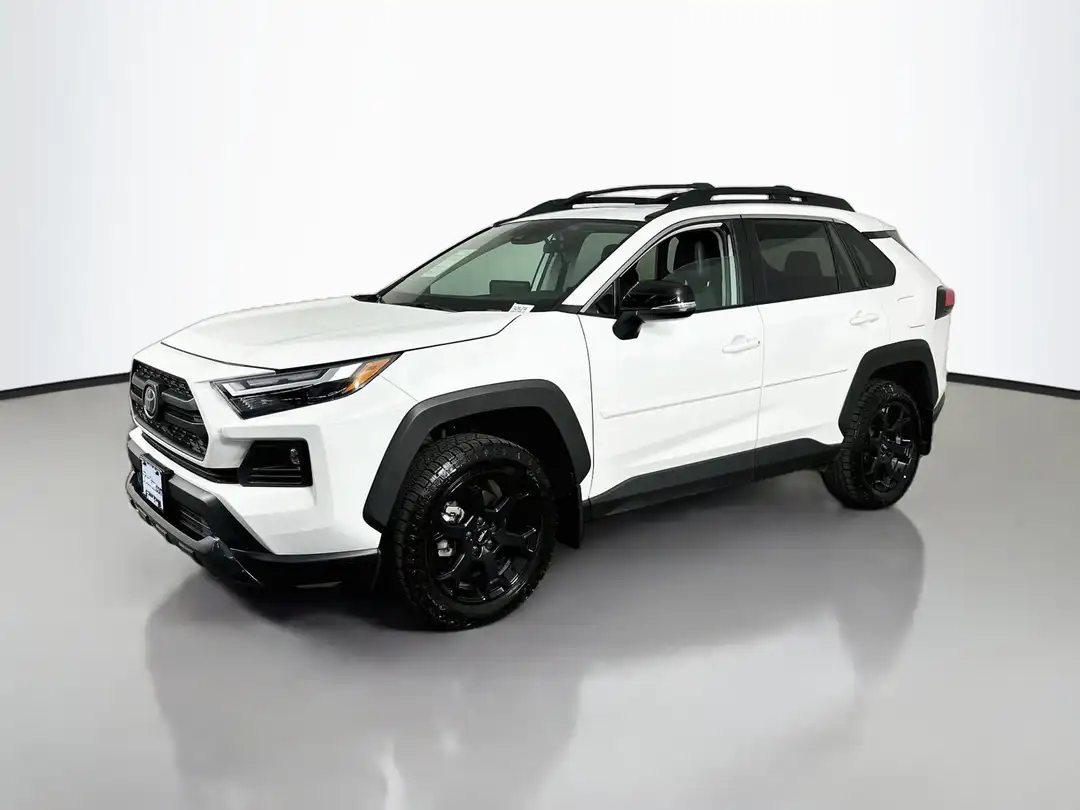 2023 Toyota Rav4 TRD Off Road - Image 3