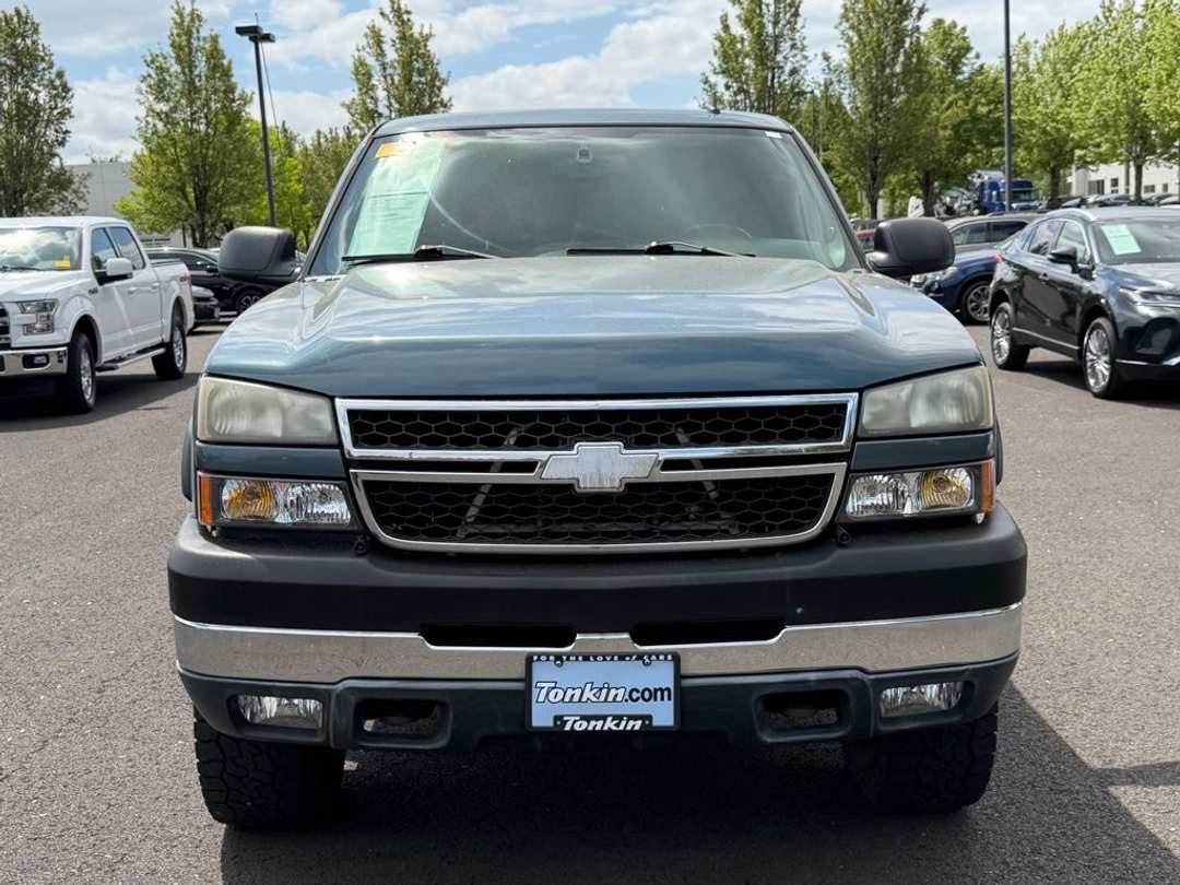 2006 Chevrolet Silverado 2500Hd LT - Image 3