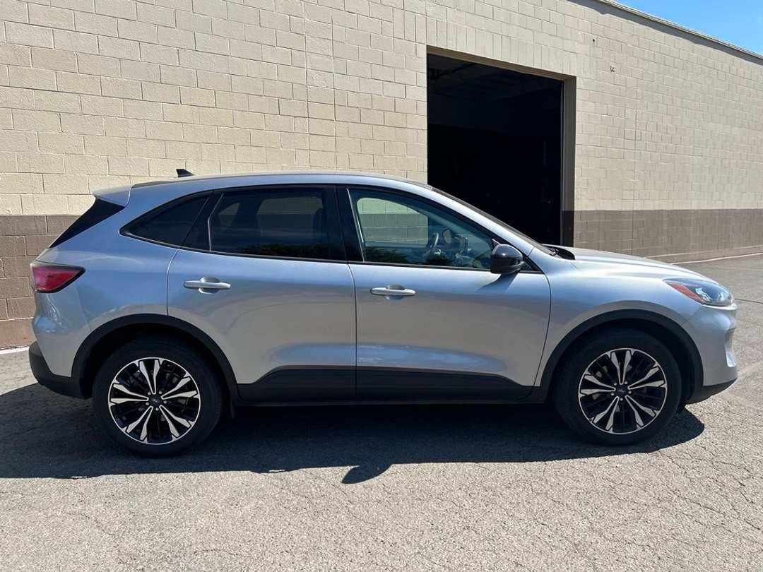 2022 Ford Escape SE - Image 3