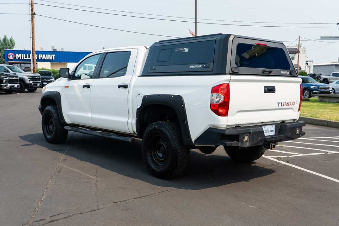2014 Toyota Tundra SR5 - Image 3
