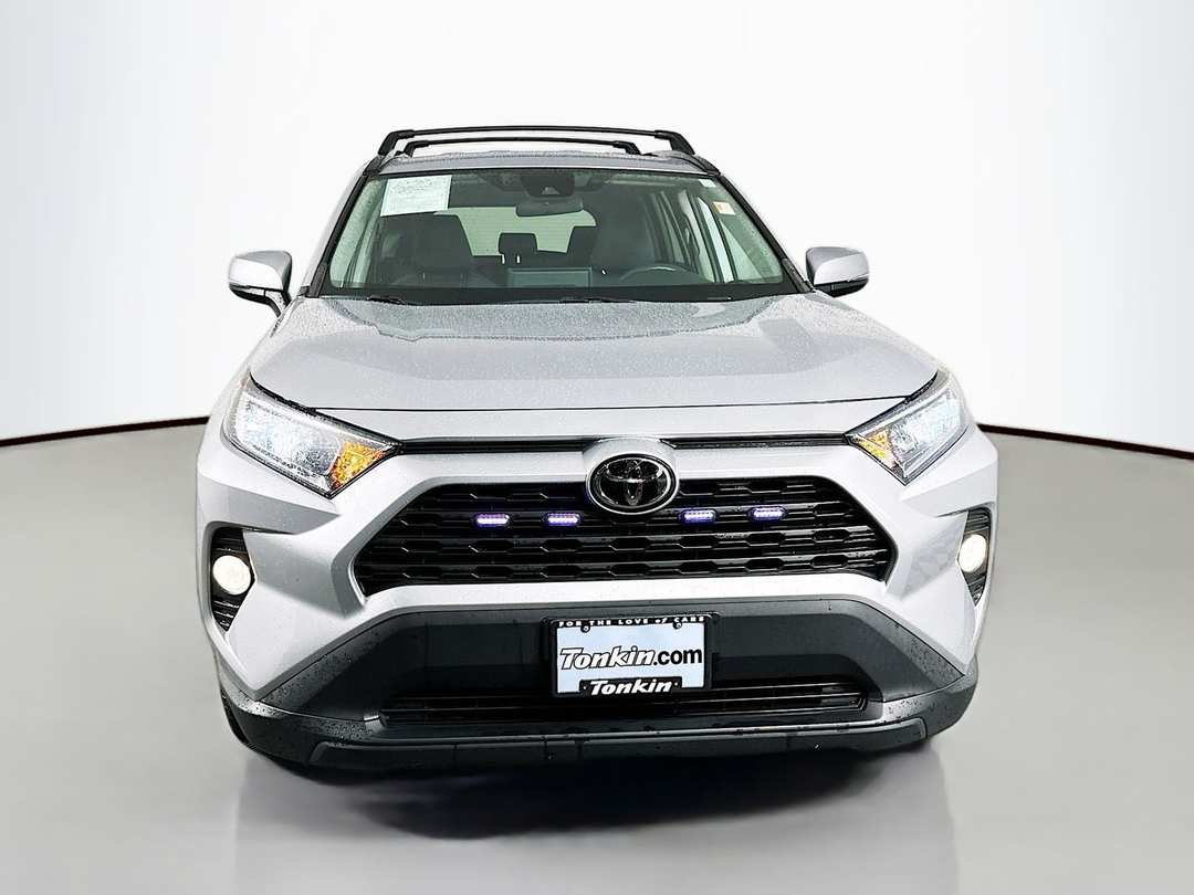 2021 Toyota Rav4 XLE - Image 2