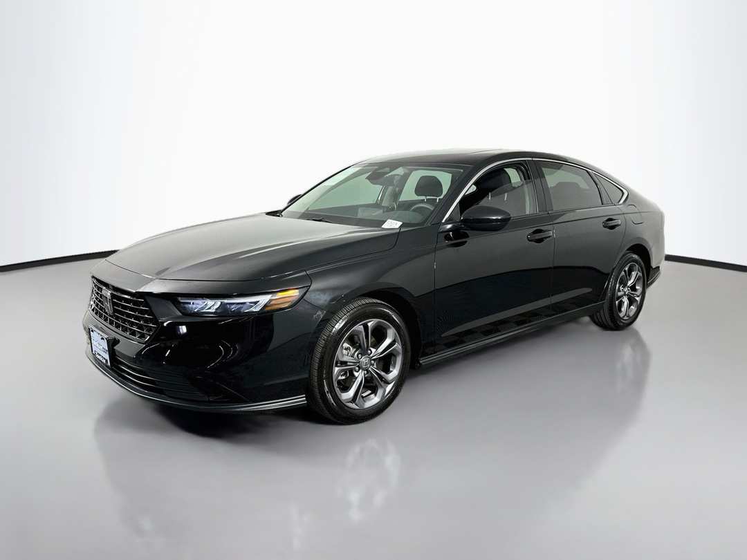 2023 Honda Accord EX - Image 3