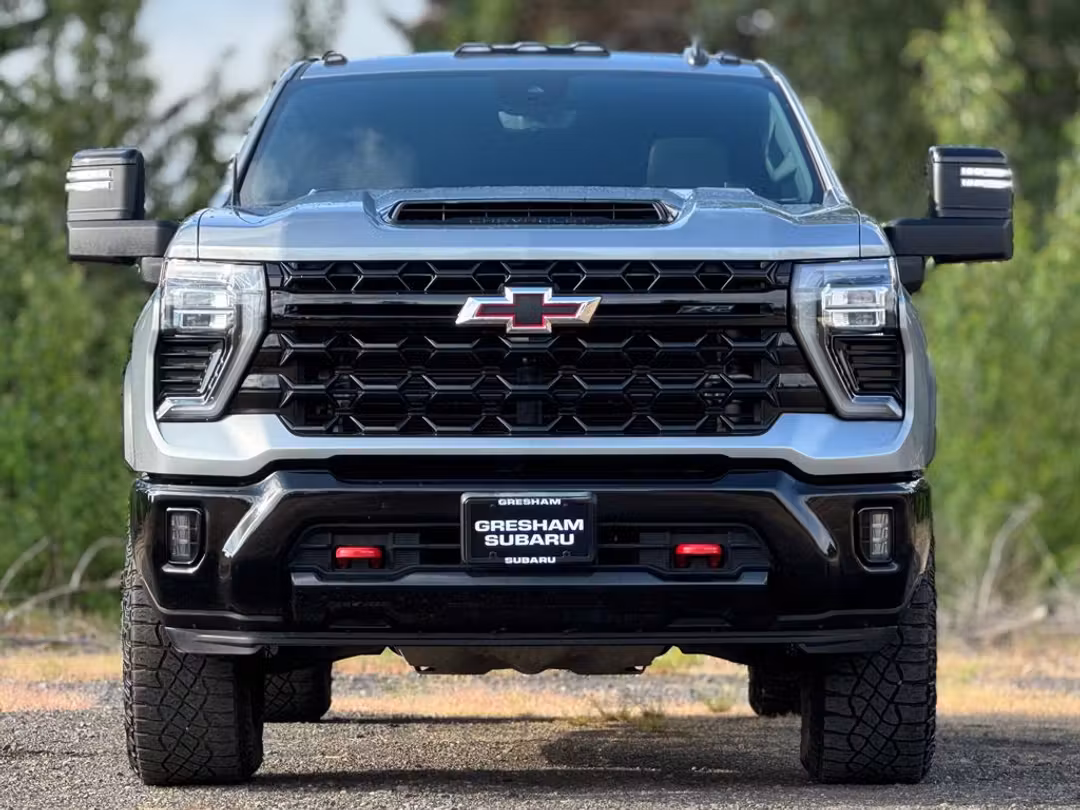 2024 Chevrolet Silverado 2500Hd ZR2 - Image 2
