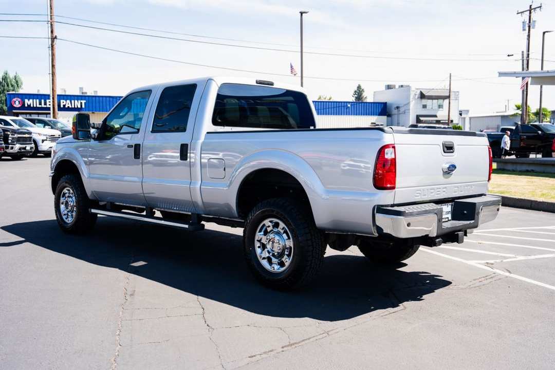 2016 Ford F-250Sd XLT - Image 2