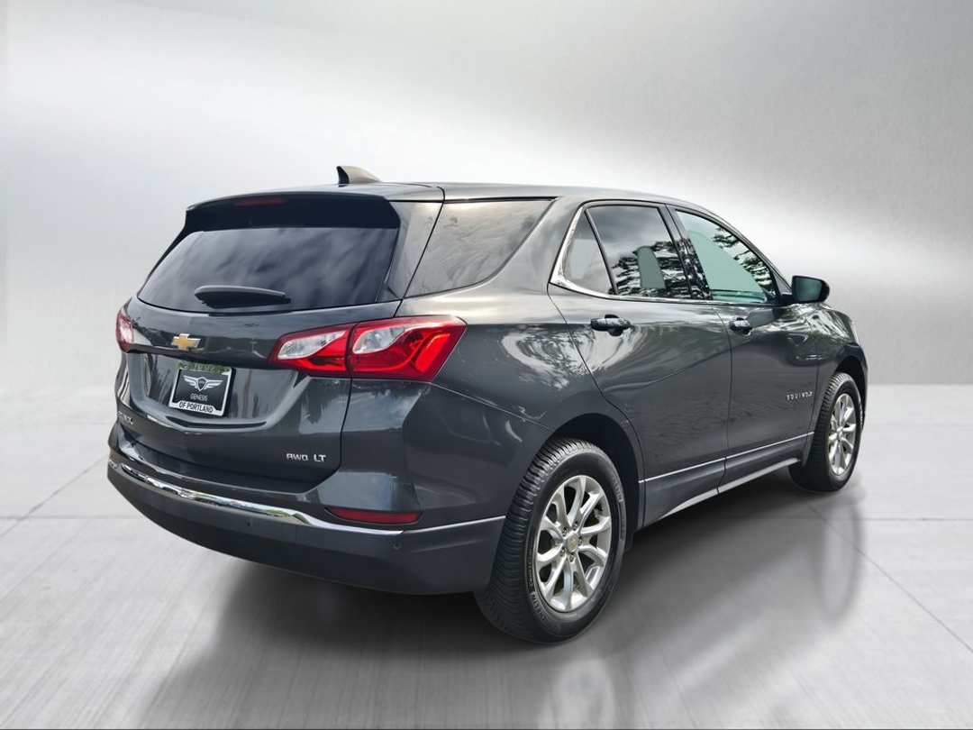 2020 Chevrolet Equinox LT - Image 3