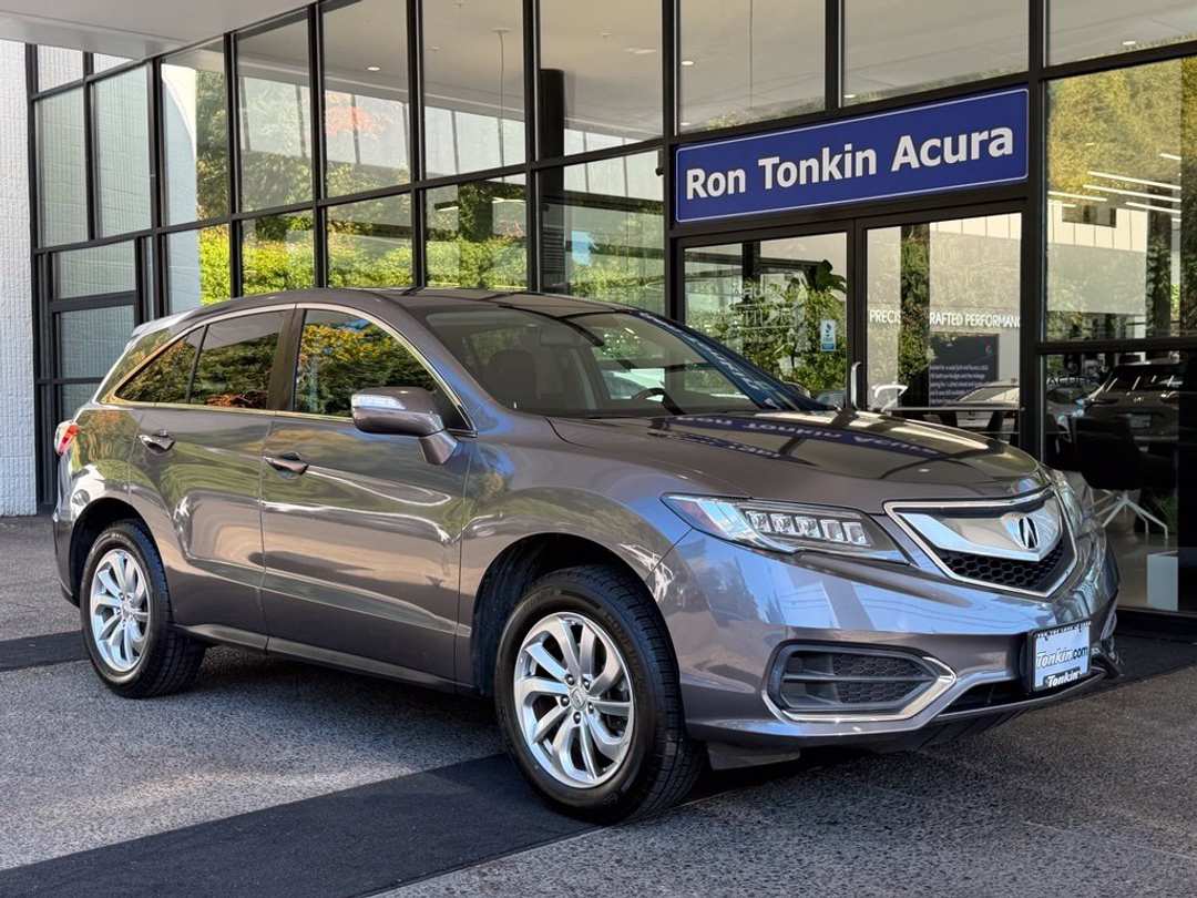 2018 Acura RDX Base - Image 2