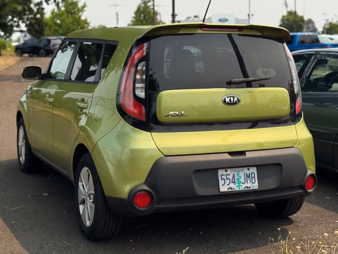2014 Kia Soul Base - Image 2