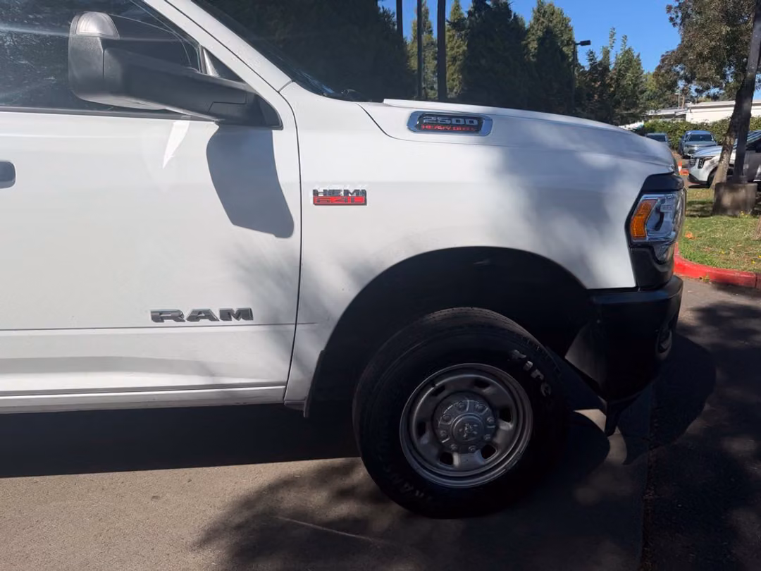 2022 Ram 2500 Tradesman - Image 3