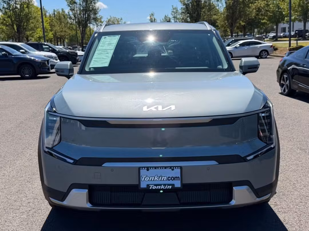 2024 Kia Ev9 Wind - Image 3
