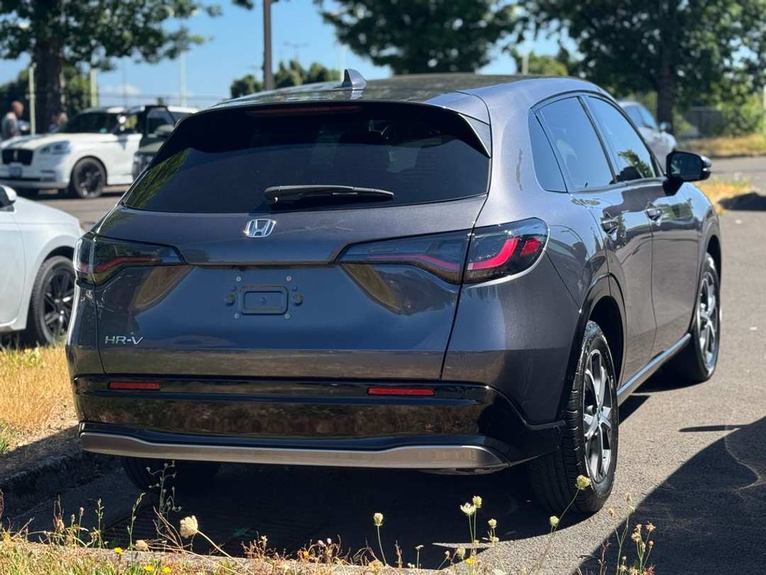 2023 Honda HR-V EXL - Image 2