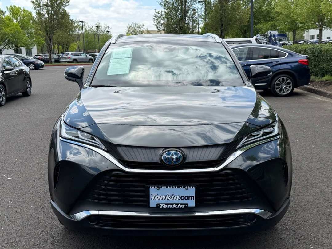 2021 Toyota Venza XLE - Image 3
