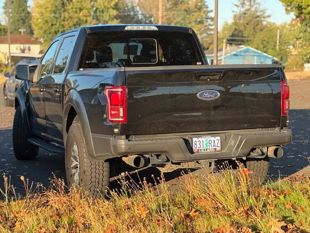 2017 Ford F-150 Raptor - Image 2