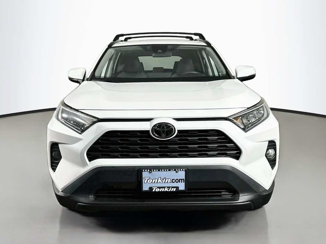 2019 Toyota Rav4 XLE - Image 2