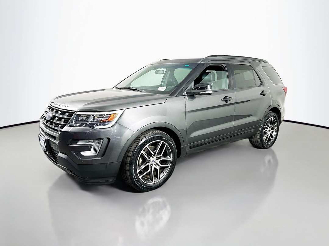 2017 Ford Explorer Sport - Image 3