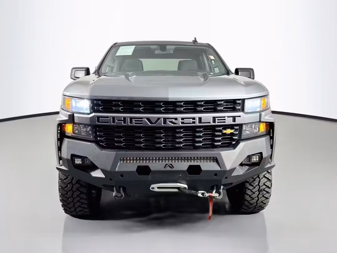 2019 Chevrolet Silverado 1500 Custom - Image 2