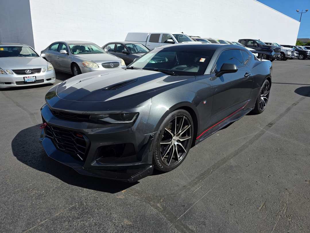 2018 Chevrolet Camaro SS - Image 2
