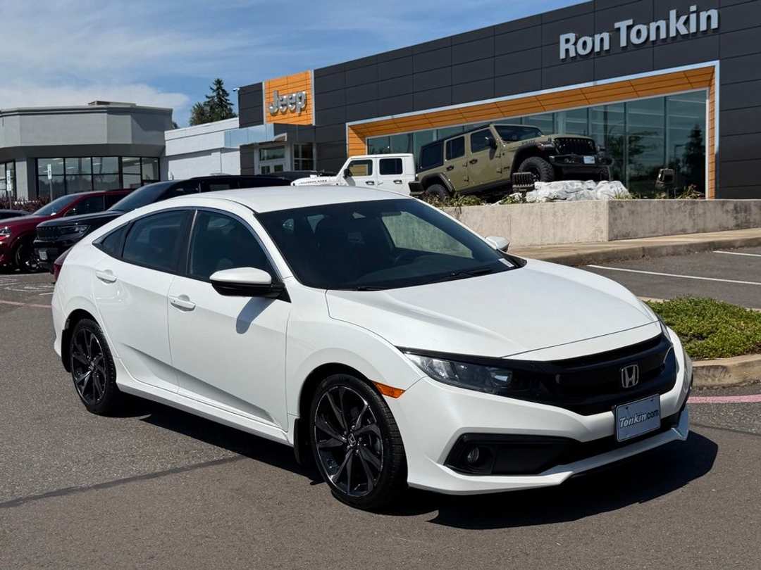 2019 Honda Civic Sport - Image 2