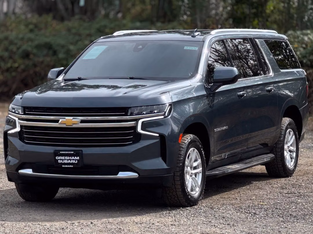 2021 Chevrolet Suburban LT - Image 3
