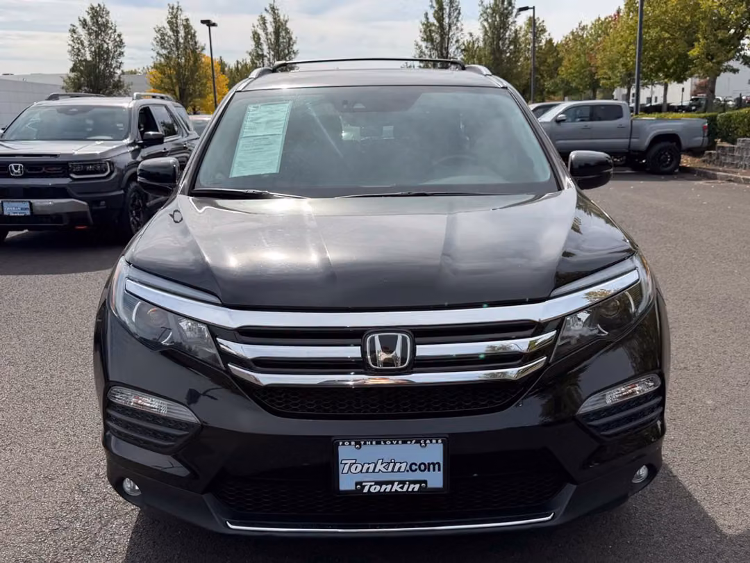 2018 Honda Pilot Elite - Image 3