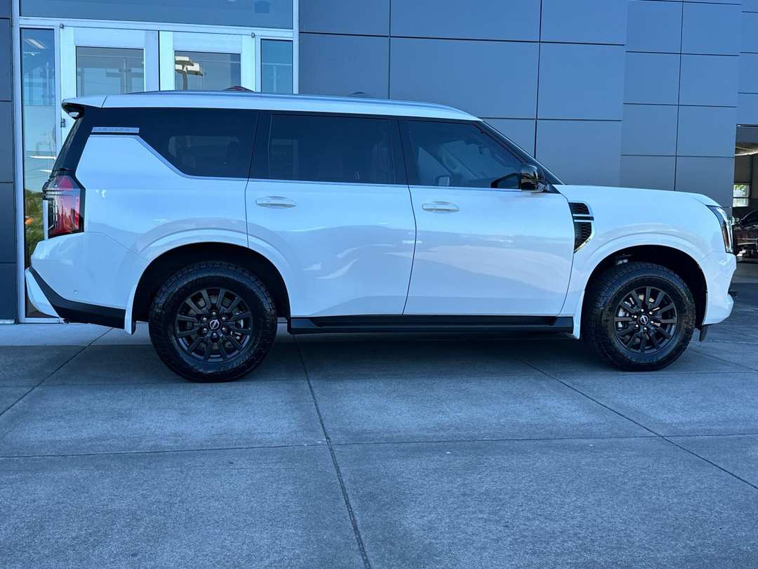 2025 Nissan Armada SV - Image 2