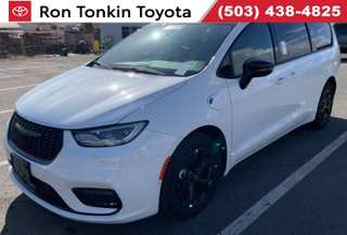2025 Chrysler Pacifica Hybrid Select Premium S Appearance