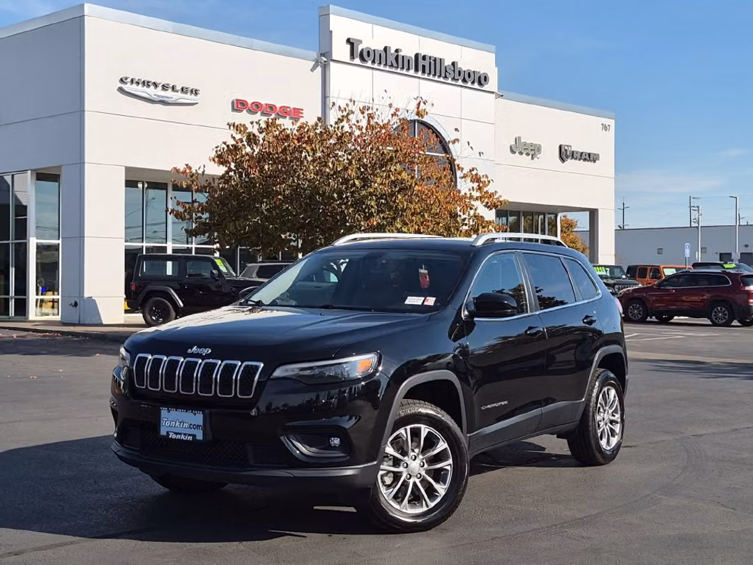 2019 Jeep Cherokee Latitude Plus - Image 2
