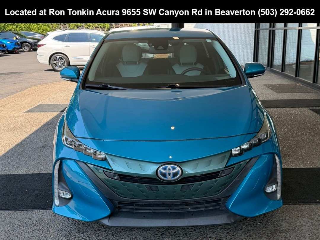2018 Toyota Prius Prime Advanced - Image 3