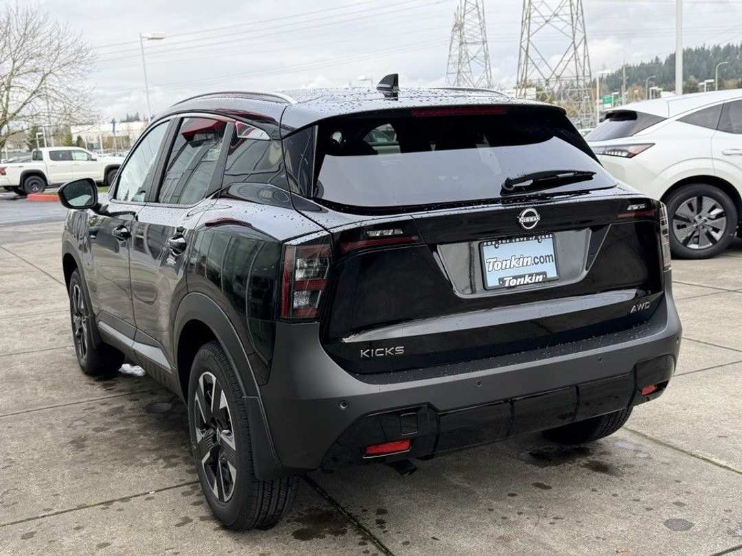 2026 Nissan Kicks SV - Image 3