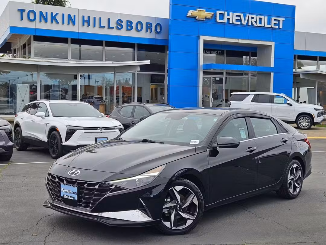 2021 Hyundai Elantra SEL - Image 2