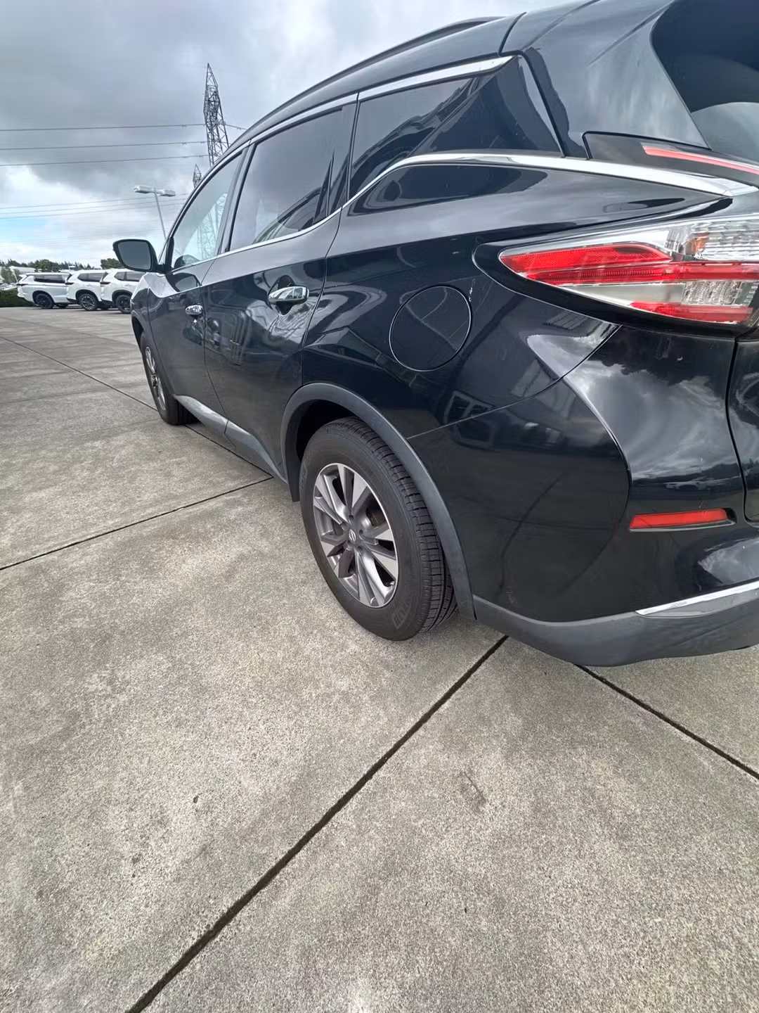 2018 Nissan Murano SV - Image 2