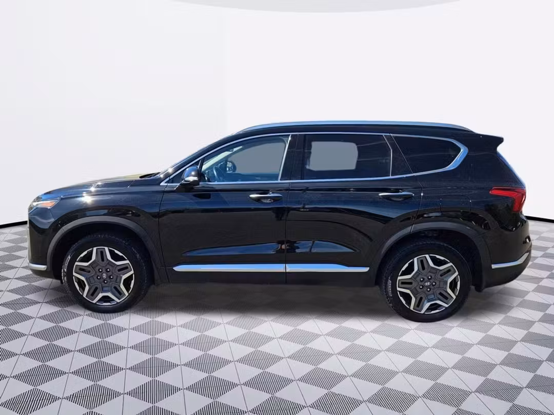 2022 Hyundai Santa Fe Plug-In Hybrid SEL Convenience - Image 3