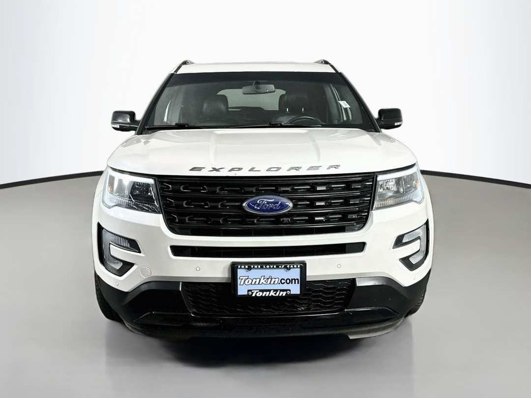 2017 Ford Explorer Sport - Image 3