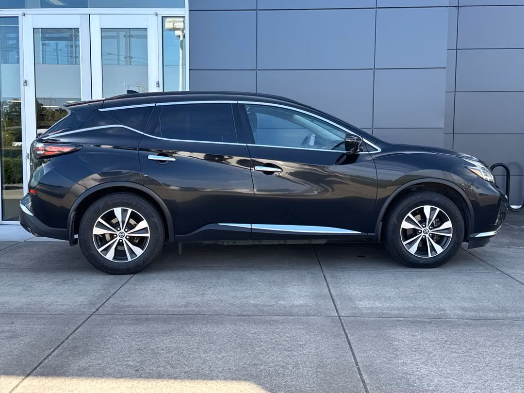 2020 Nissan Murano SV - Image 3