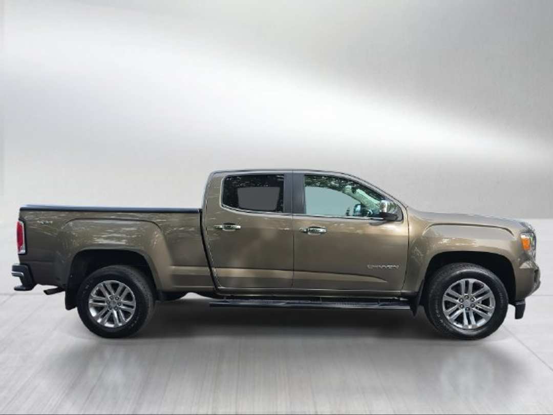 2016 GMC Canyon SLT - Image 2