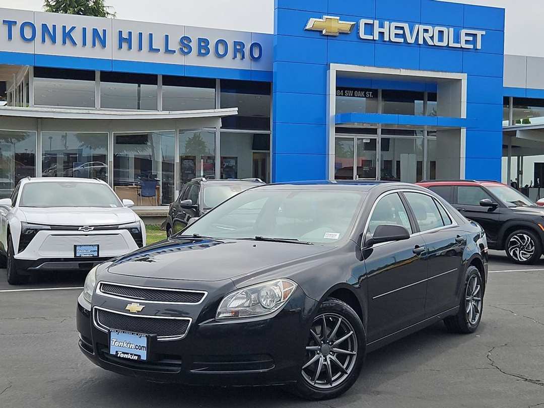 2011 Chevrolet Malibu LS - Image 2