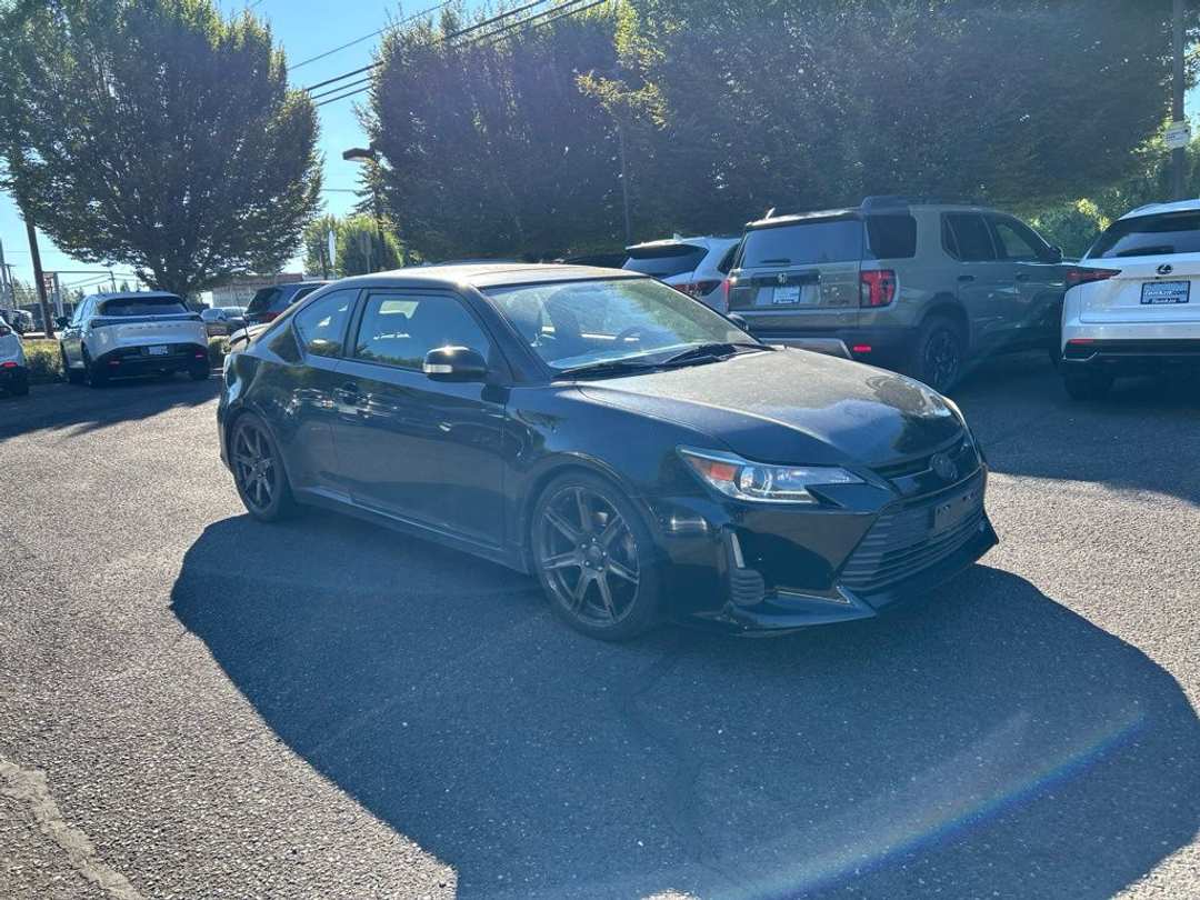 2014 Scion Tc Base - Image 2