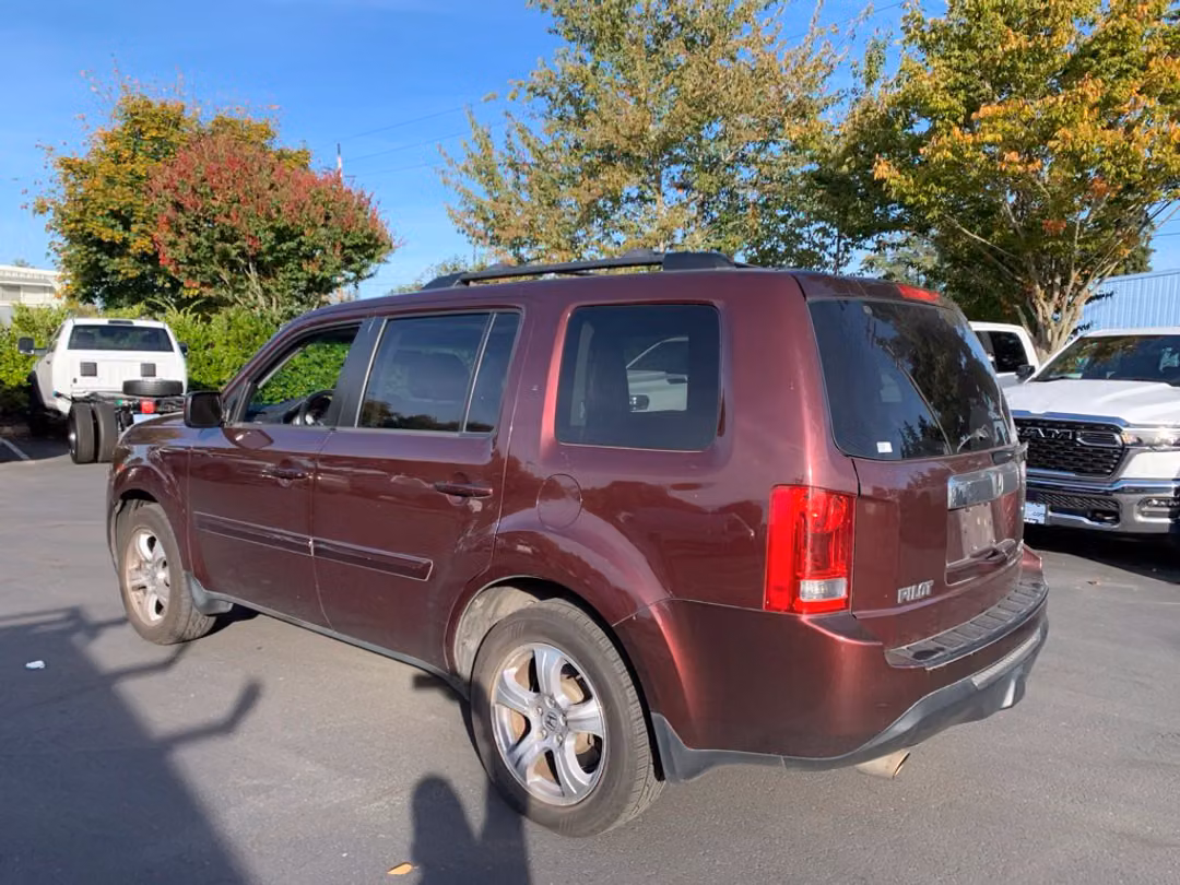 2014 Honda Pilot EXL - Image 2