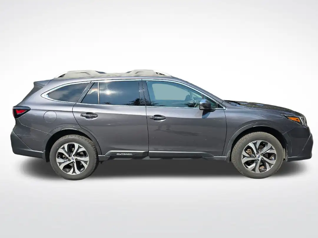 2020 Subaru Outback Touring XT - Image 3