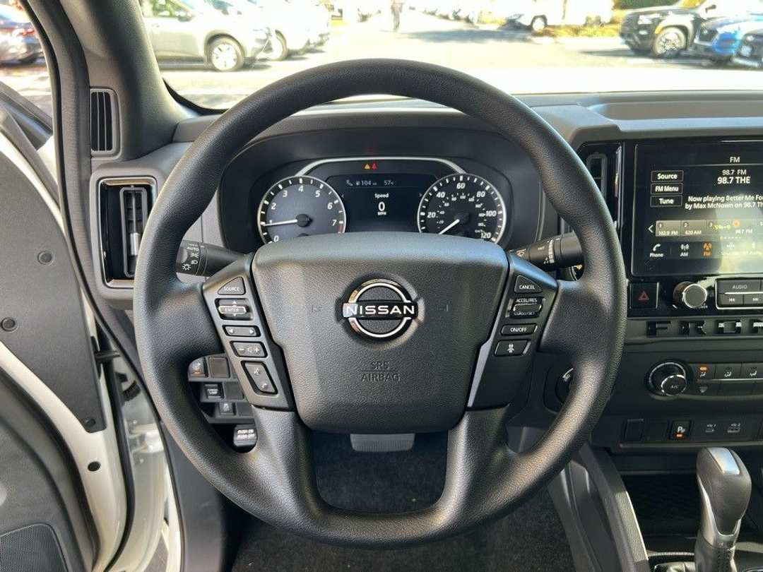 2026 Nissan Frontier SV - Photo 17