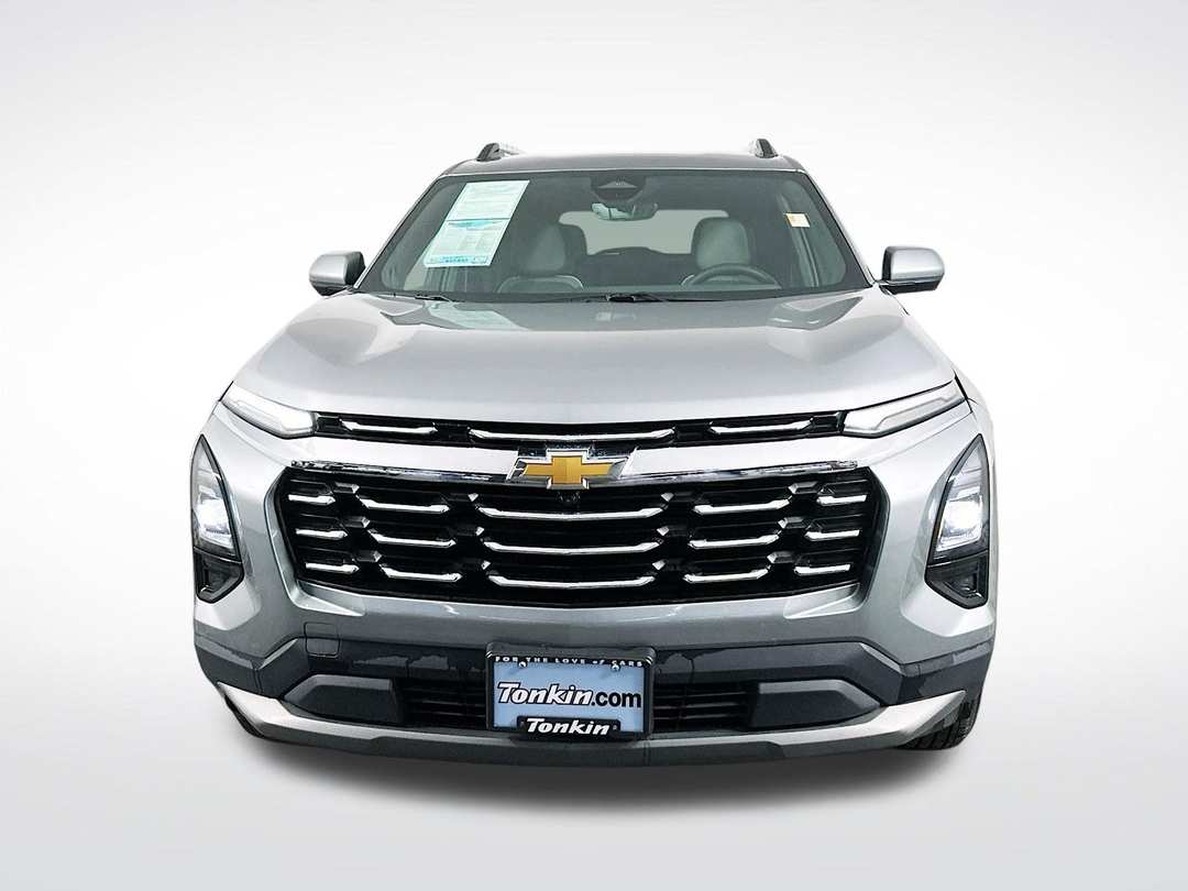 2025 Chevrolet Equinox LT - Image 2