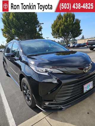 2026 Toyota Sienna Woodland Edition