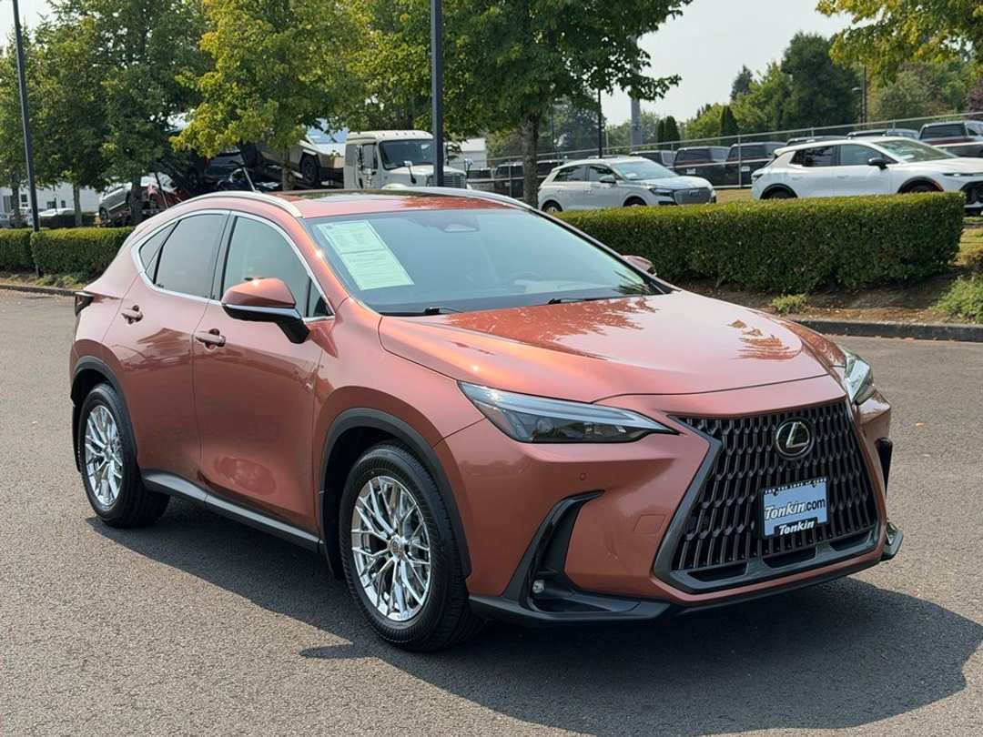 2025 Lexus NX 350 Premium - Image 2