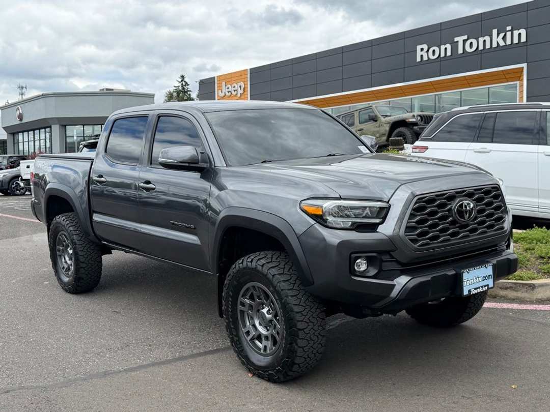 2023 Toyota Tacoma TRD OffRoad - Image 2