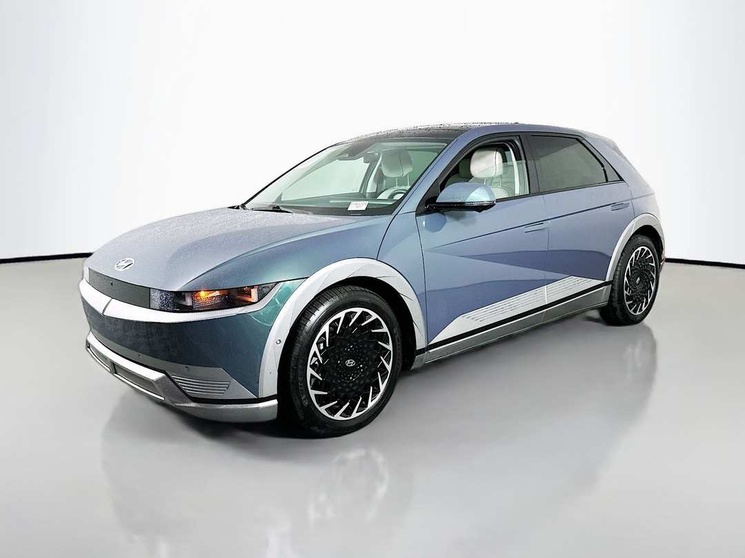 2023 Hyundai Ioniq 5 Limited - Image 3