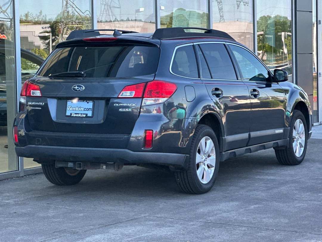 2012 Subaru Outback 2.5i - Image 3