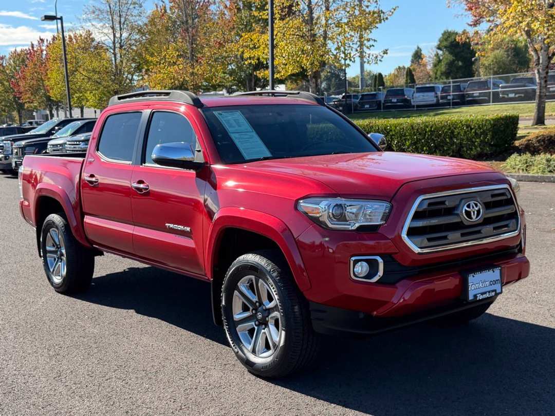2016 Toyota Tacoma Limited - Image 2