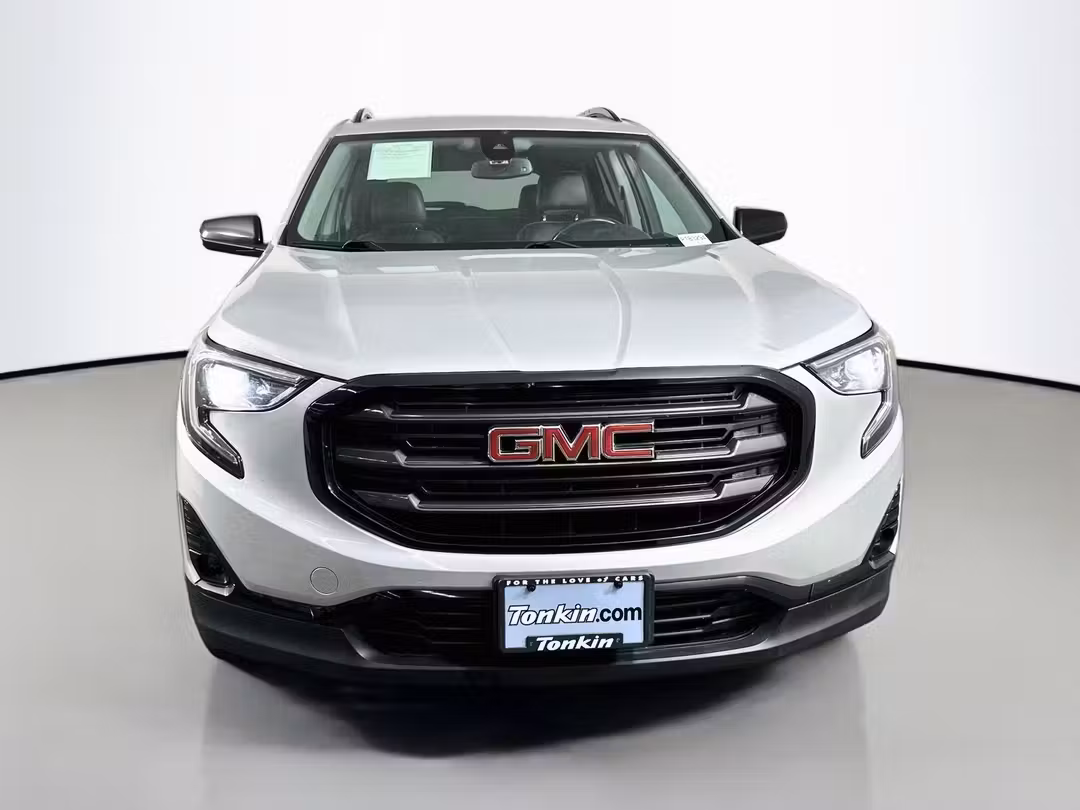 2021 GMC Terrain SLT - Image 2