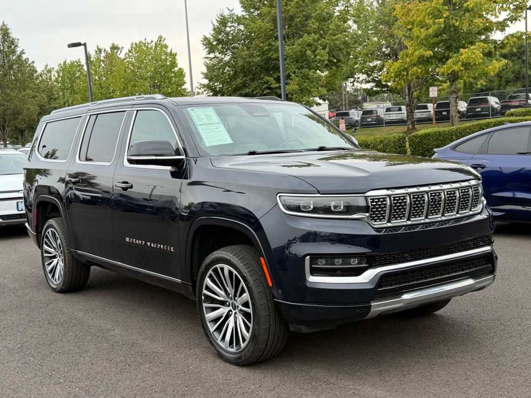 2024 Jeep Grand Wagoneer L Series III - Image 2