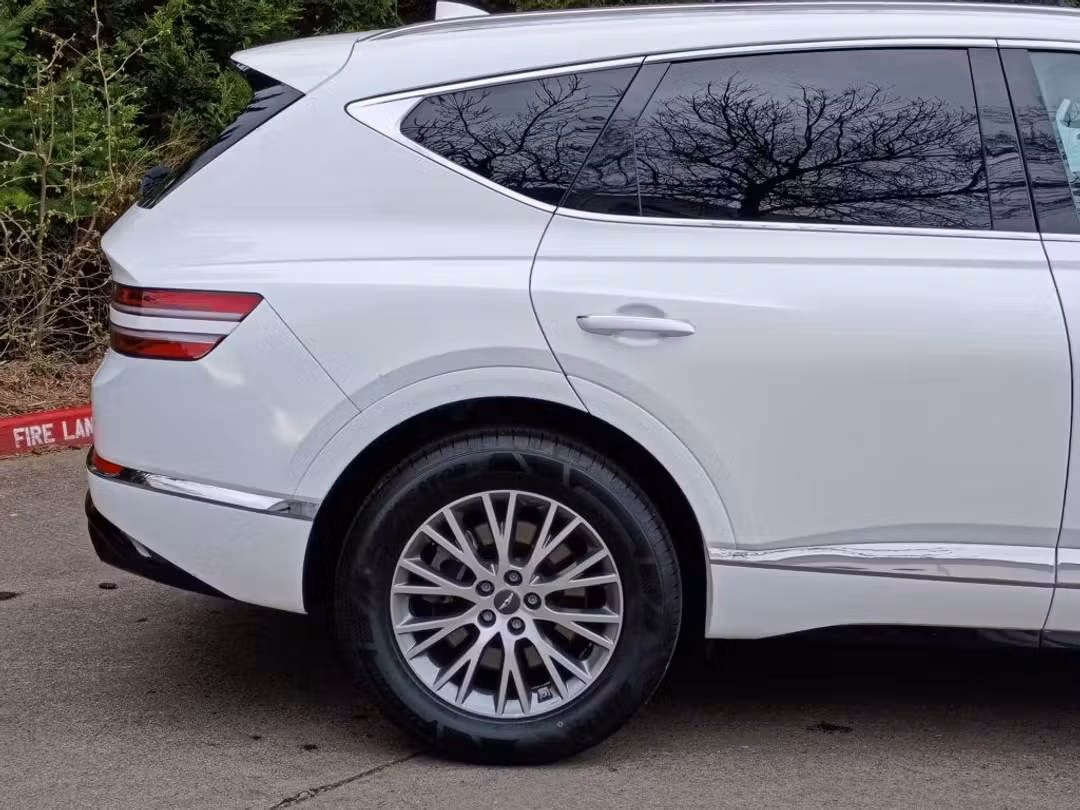 2024 Genesis Gv80 2.5T - Image 3